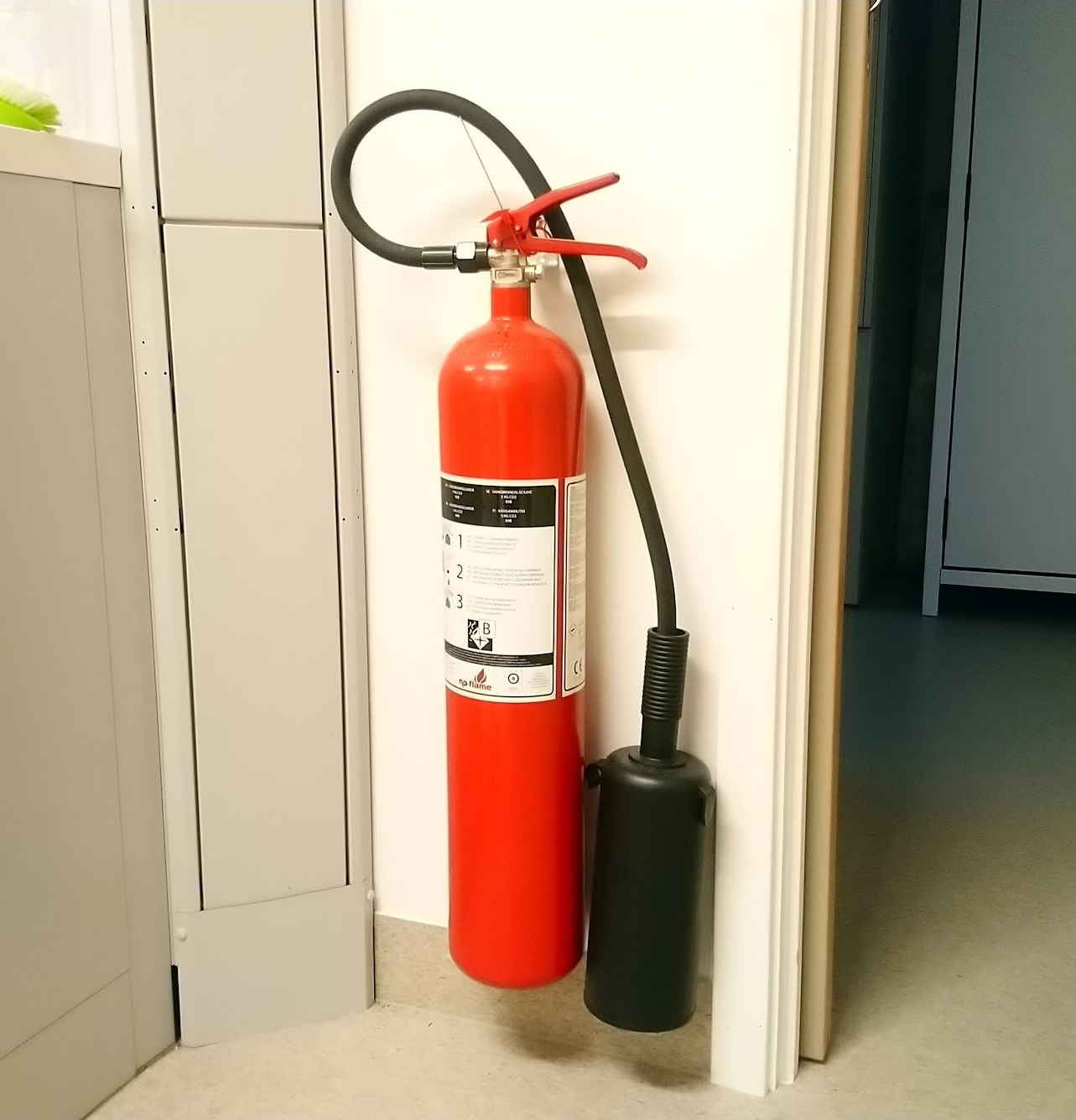 fire extinguisher